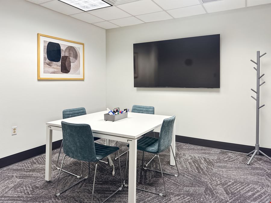 Regus - Baton Rouge - Florida St