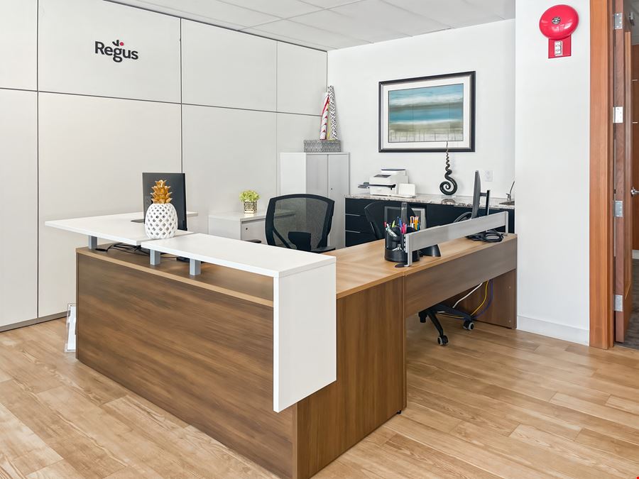 AB, Calgary - 903-8th Ave SW