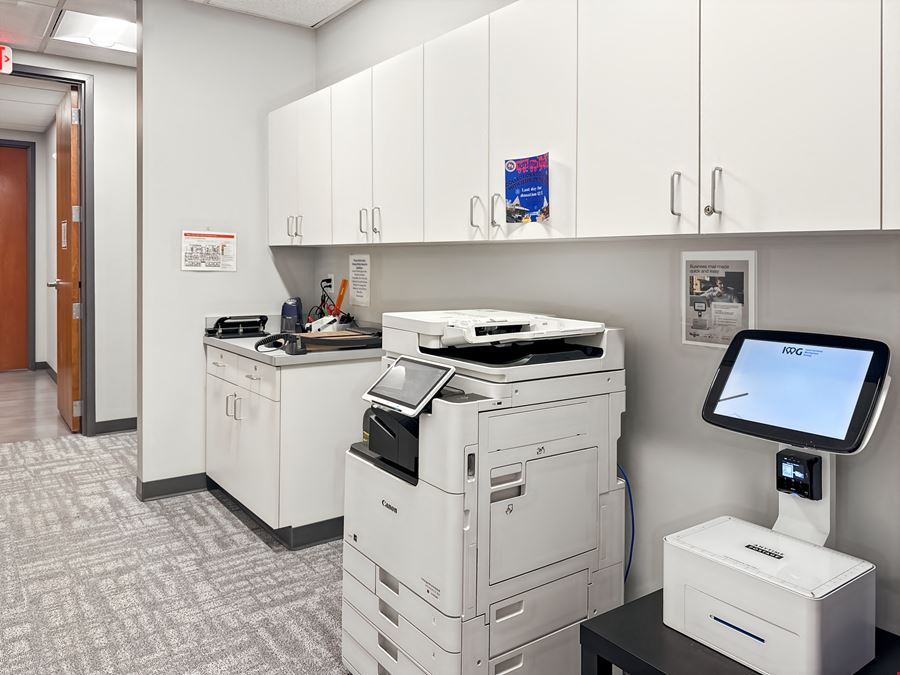 Regus - Wauwatosa - Honey Creek Corporate Center