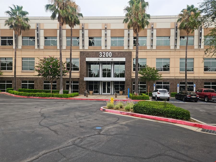 CA, Ontario - Waterside Center