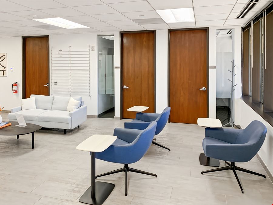 Regus - Centennial - Chester St