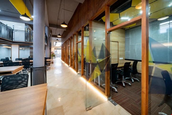 Magnet Cowork - Plot 129