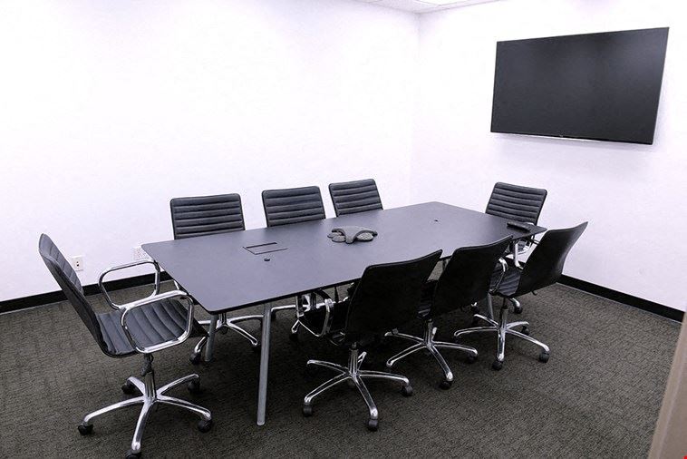 8 Person Meeting Room - 4th Floor
