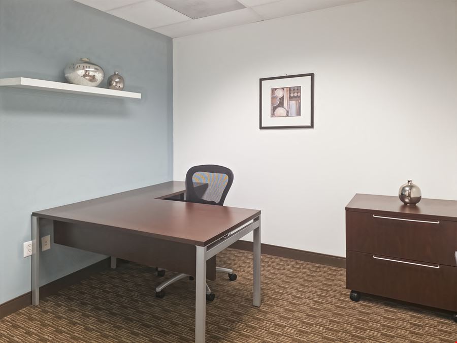 Regus - Miami - Brickell Key