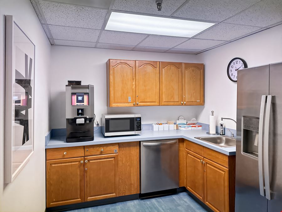 PA, Upper St. Clair - Boyce Plaza