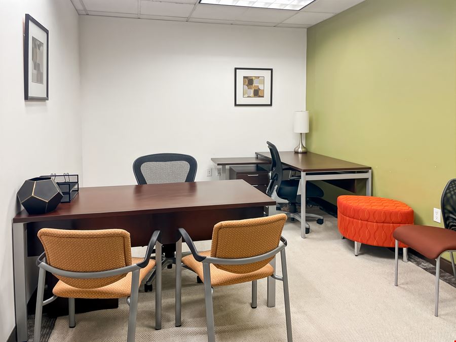 WA, Mountlake Terrace - Redstone Corporate Center