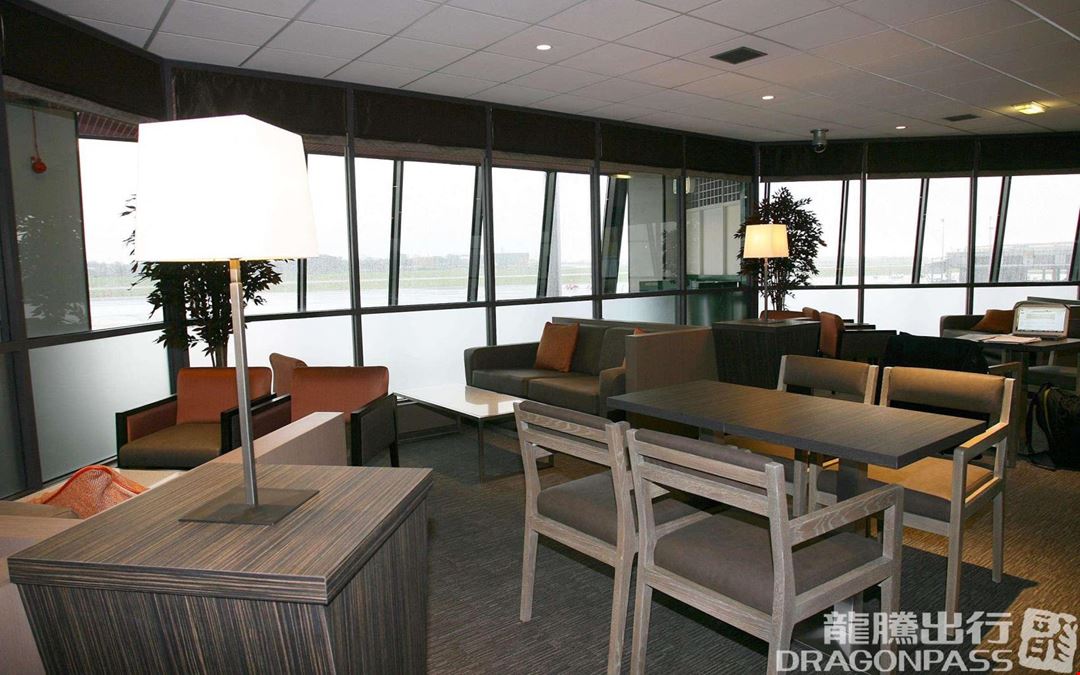 The Causeway Lounge Belfast International Airport Main Terminal