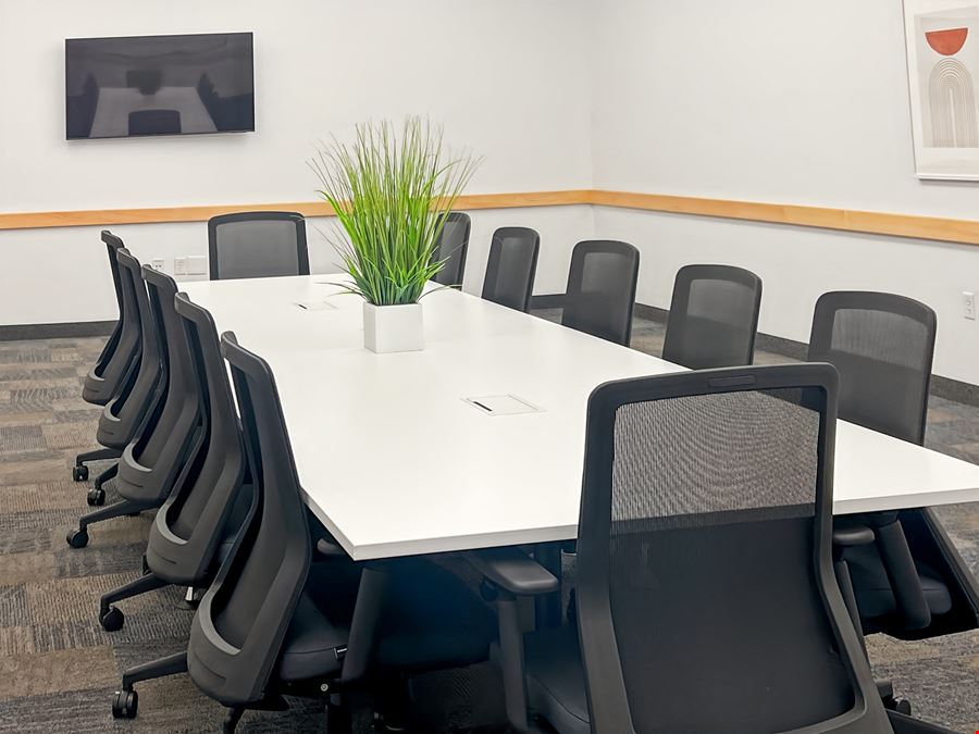 CA, San Diego - Via del Campo Ct