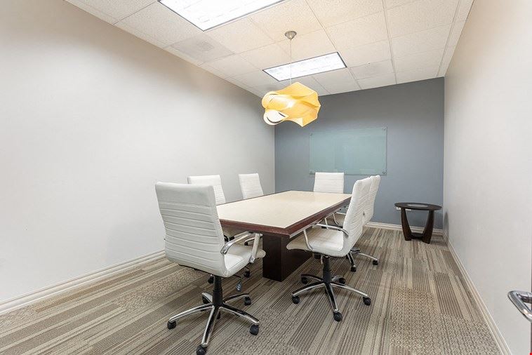 8 Person Meeting Room
