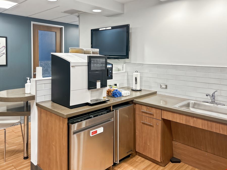 Regus - Westlake - Crocker Park