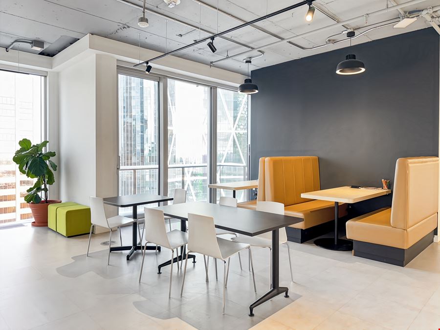 Regus - Calgary - Telus Sky