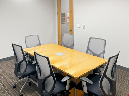 Regus - Riverside - Turner Riverwalk