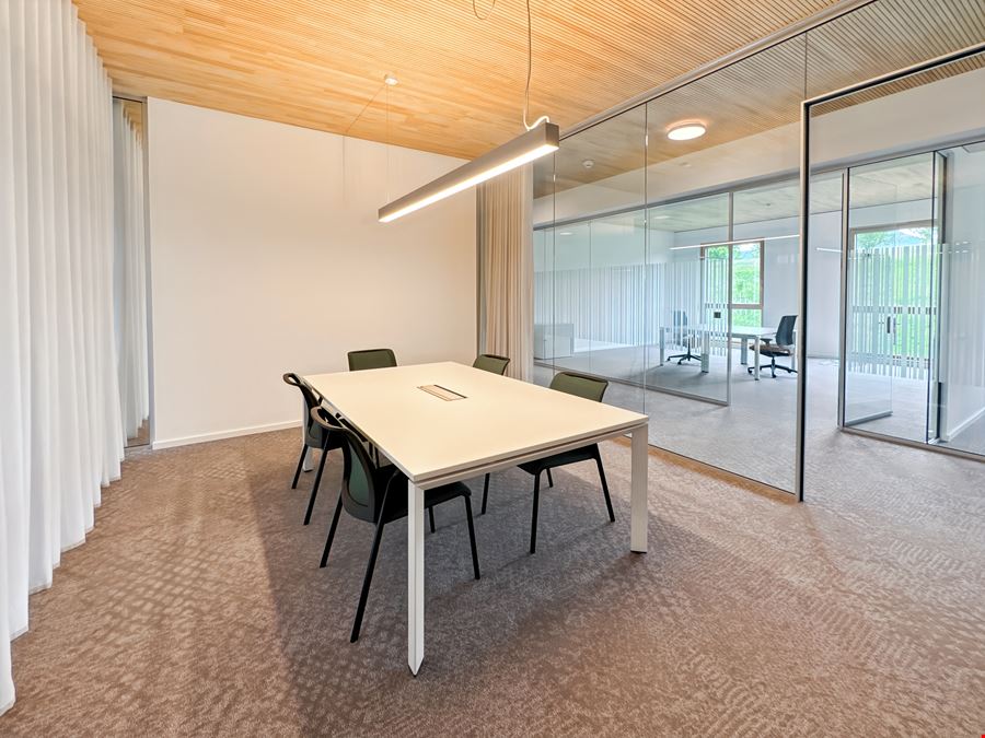 Regus - Friedrich-Henning Straße