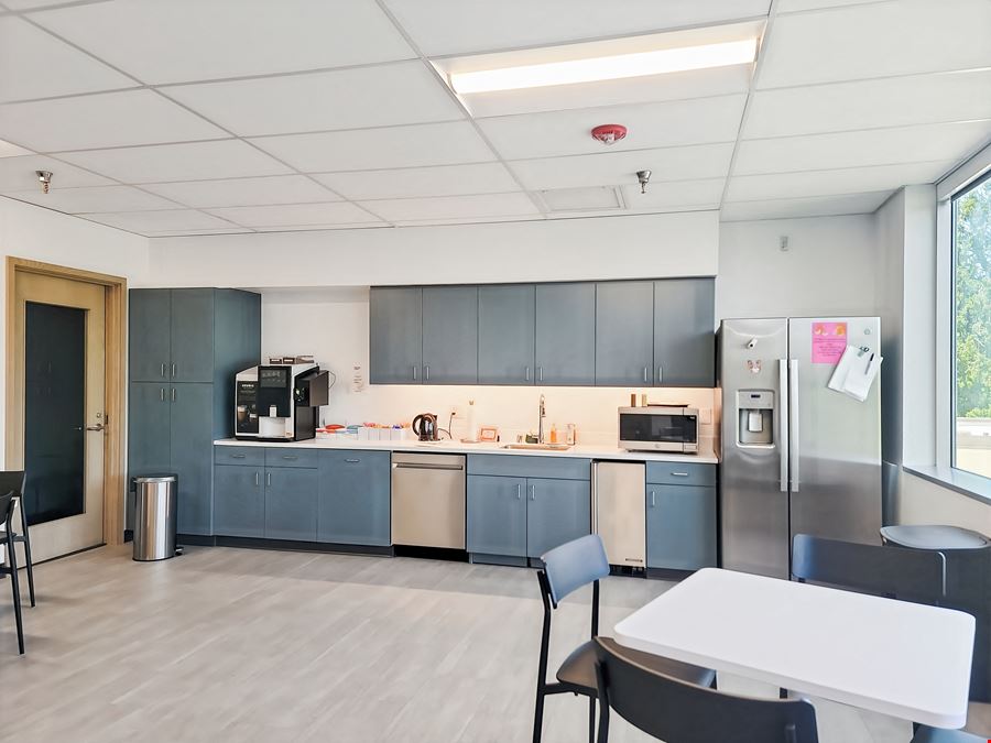 WA, Everett - Airport Rd