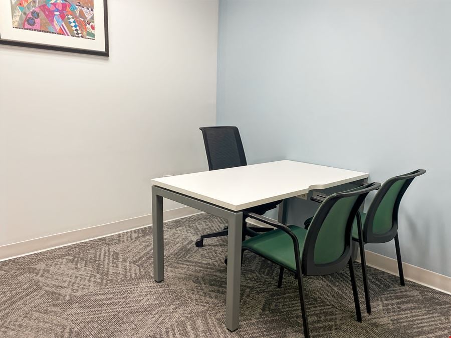 IL, Warrenville - Cantera