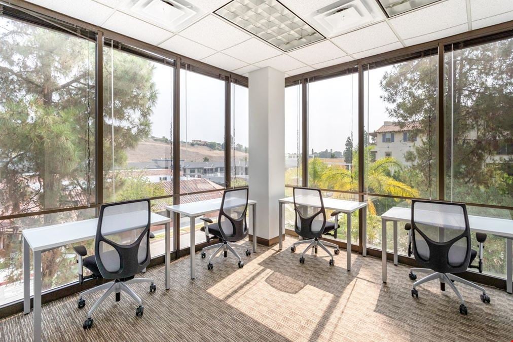 CA, Rolling Hills Estates - Twin Towers