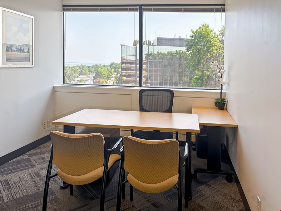 CT, Stamford - Soundview