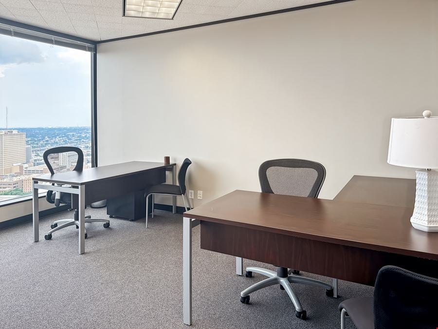 LA, New Orleans - Energy Centre Building