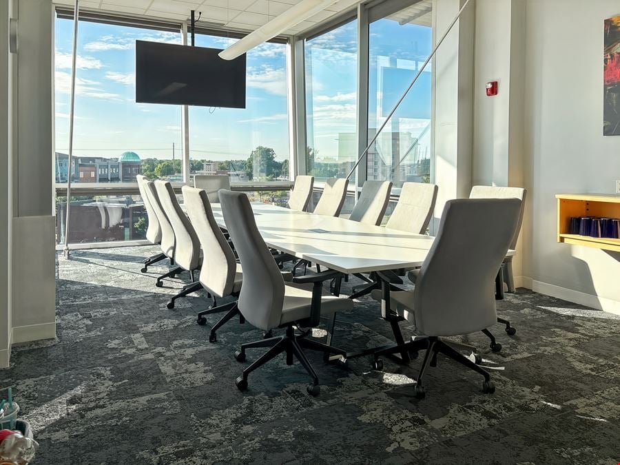 IA, Des Moines - West Glen Town Centre