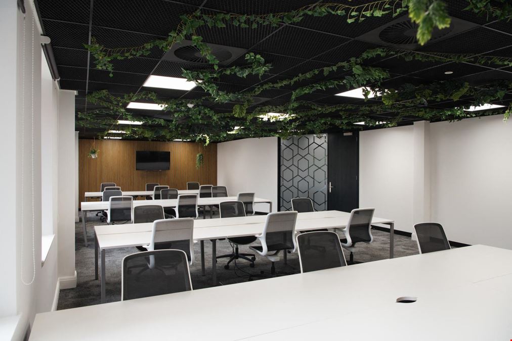 Wizu Workspace - One Embankment