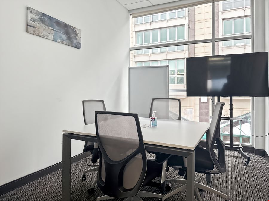Regus - National Harbor –