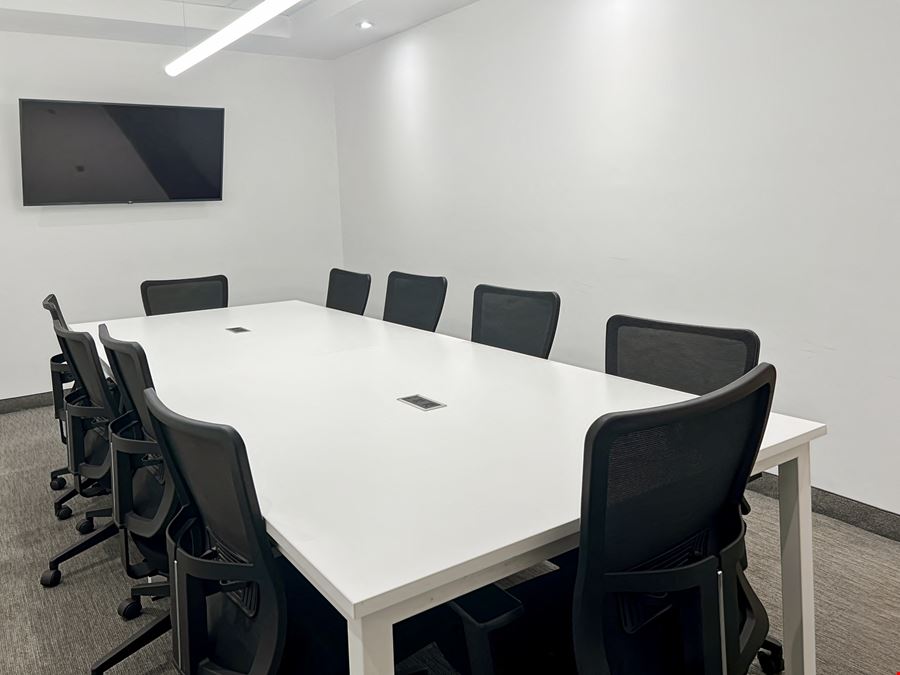 ON, Toronto - Wellesley Street West