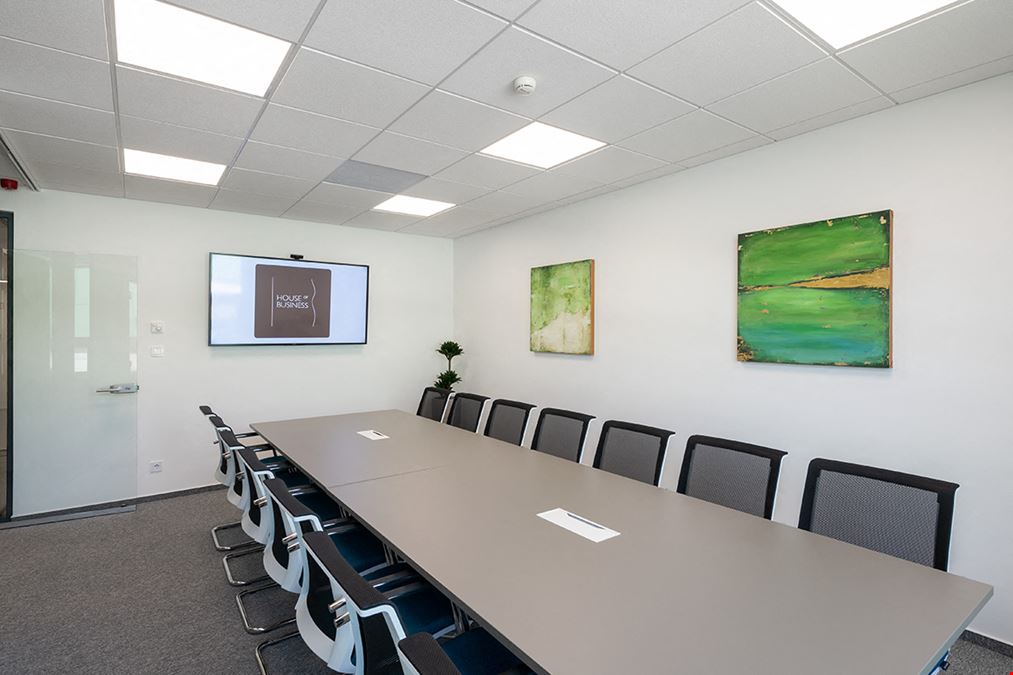 House Of Business - Budapest, MOM Park