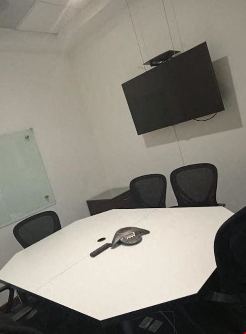 HUB De Negocios - Coporativo Alisos