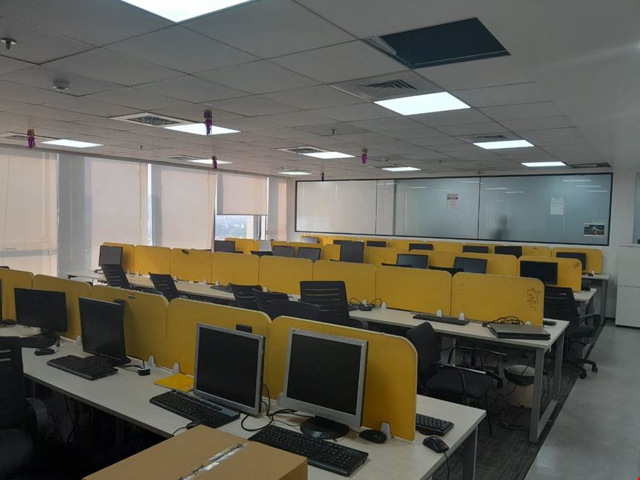 OfficeBing - Arihant Aura