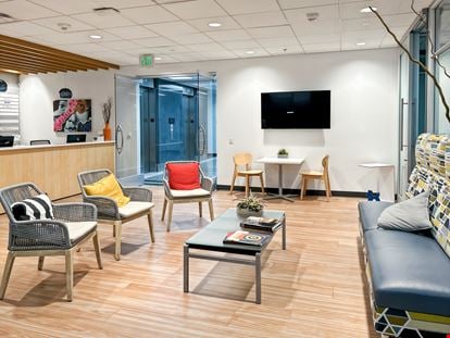 Preview of Regus - Phoenix - Washington at Sky Harbor Office space for Rent in Phoenix