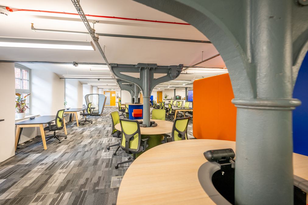 Generator - Royal Mills