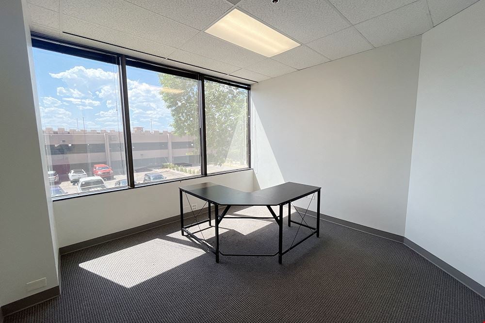 Workstyle Flexible Spaces - 2821-2851 South Parker Road