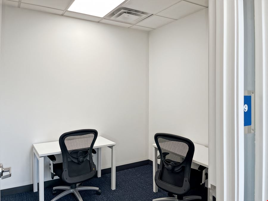 HQ - Novi - Grand River Ave