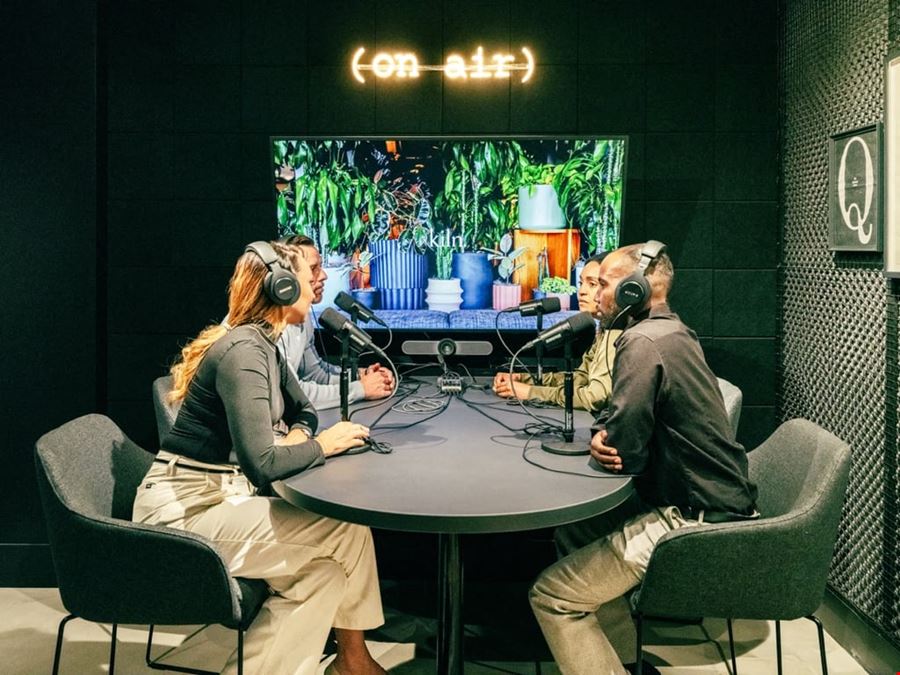 Podcast Studio