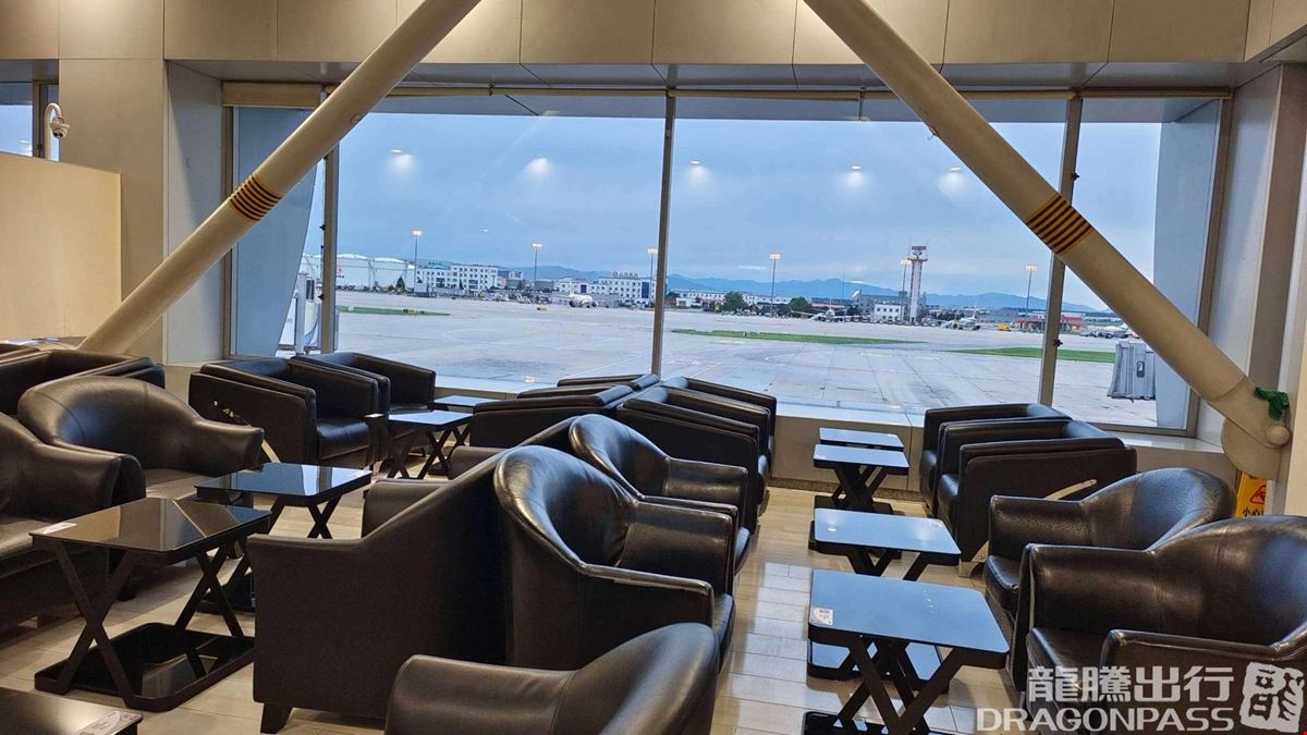 CIPB2 Lounge Beijing Capital International Airport Terminal 2