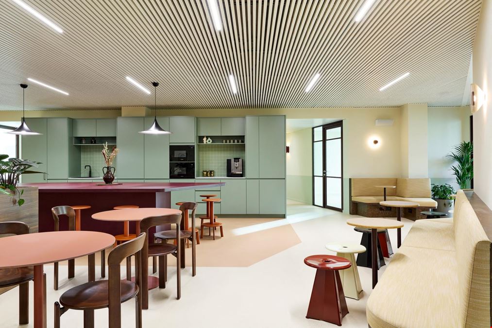 Clockwise Offices - Clockwise - Louise