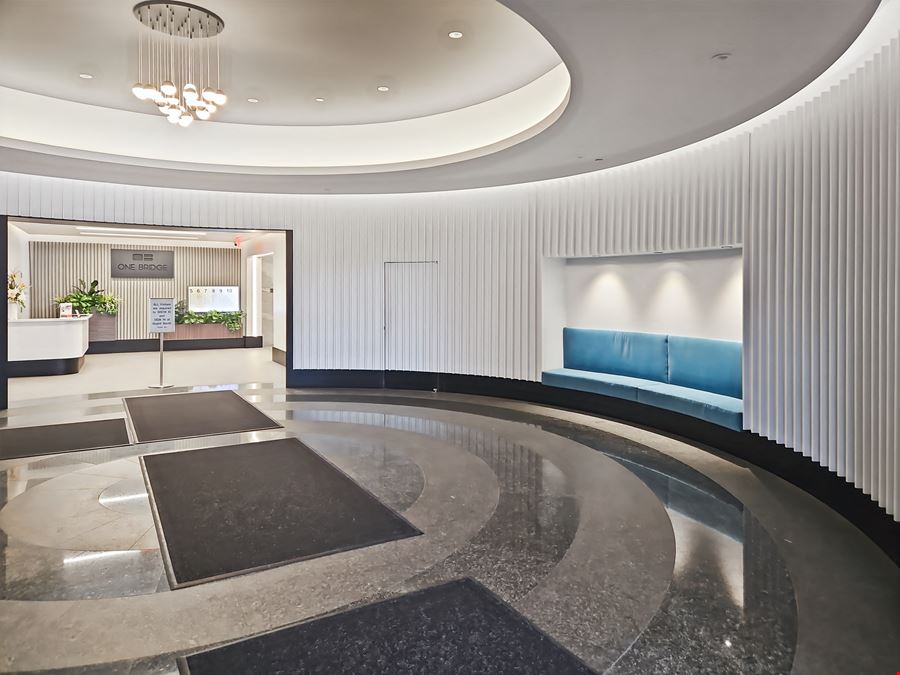 Regus - Fort Lee