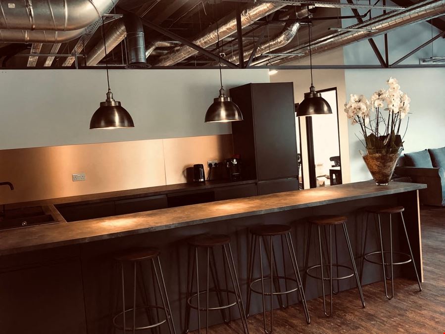 Freshmill - Delta House