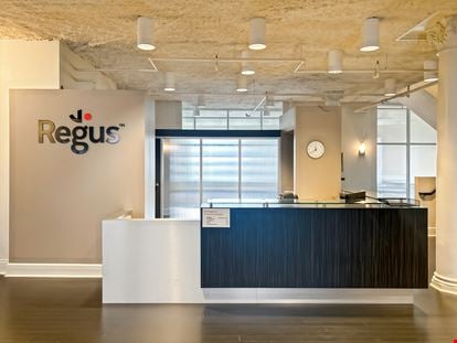 Regus - Indianapolis - E Washington Street