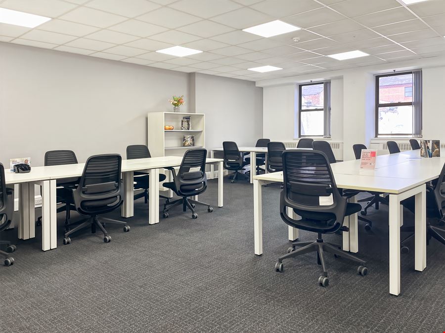 Regus - Cloth Market