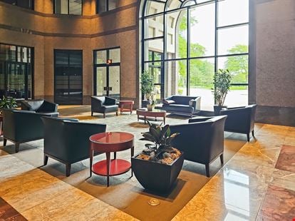 Preview of IL, Buffalo Grove - E Lake Cook Rd Office space for Rent in Buffalo Grove