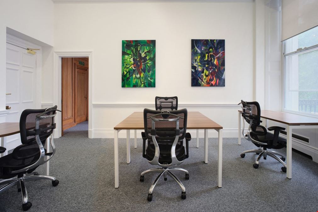 Halkin - 16 Hanover Square