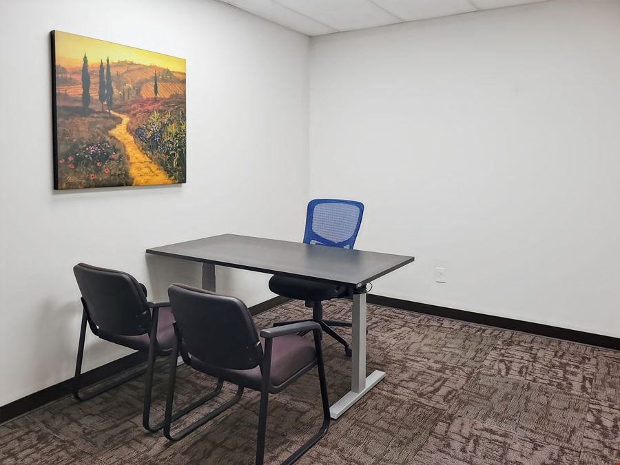 Regus - Lafayette - The Plaza