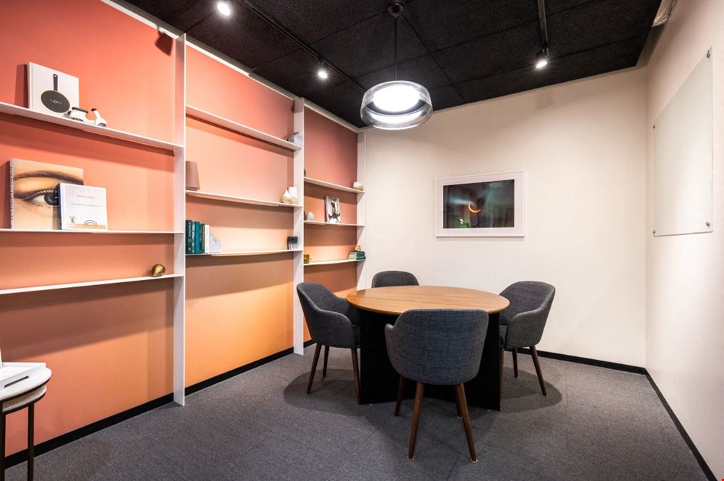 4250 North Drinkwater Blvd