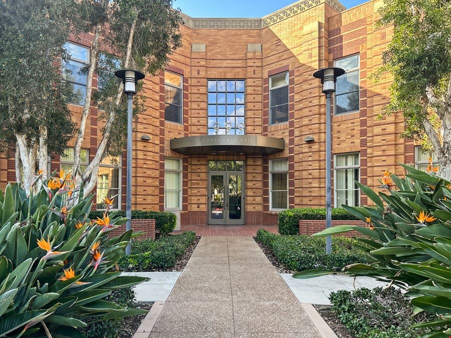 CA, Ladera Ranch - Ladera Corporate Terrace