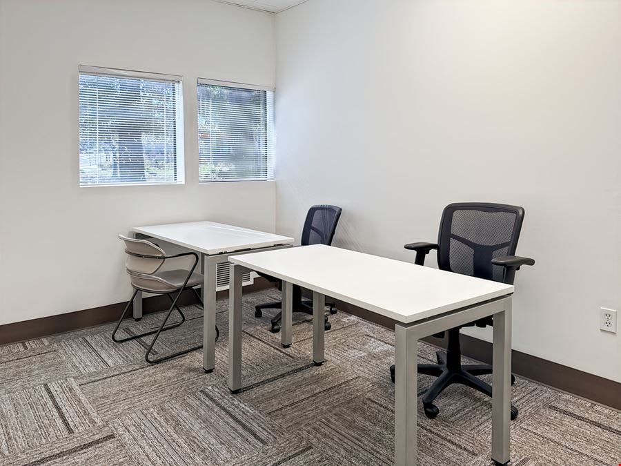 Regus - Richmond - Blume Dr