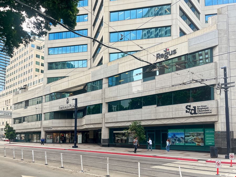 CA, San Diego - Emerald Plaza