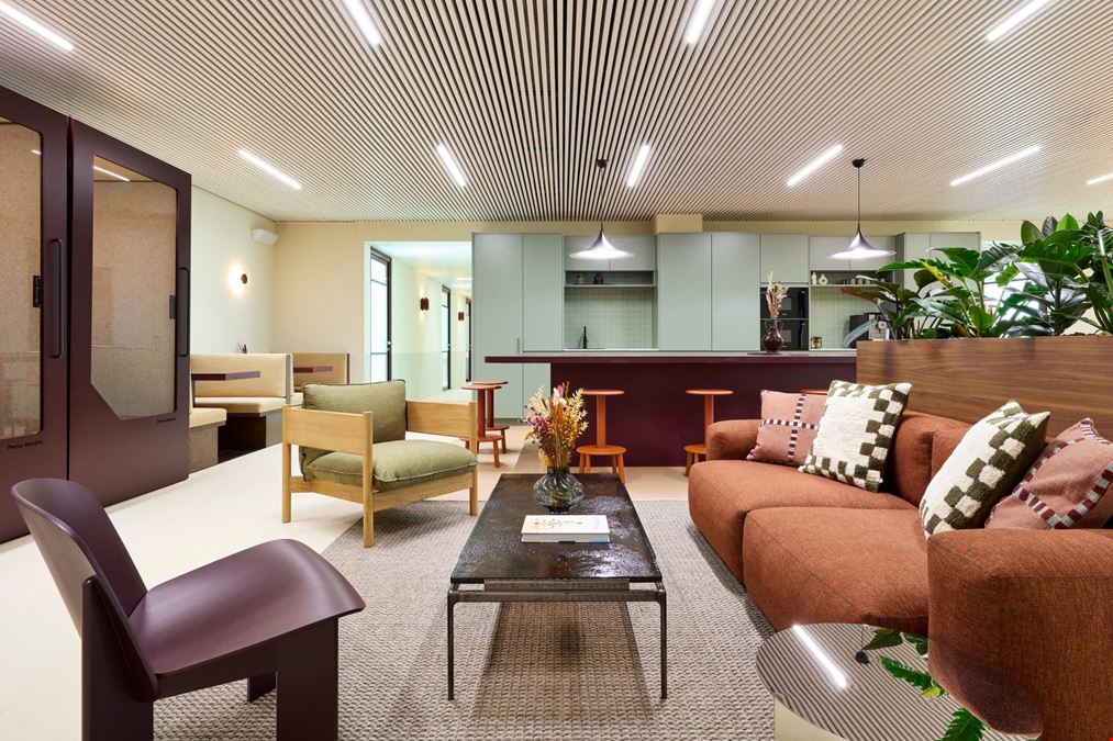 Clockwise Offices - Clockwise - Louise