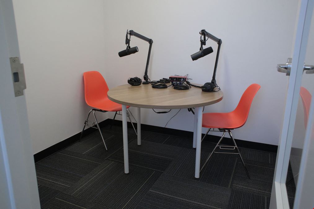 77 Monroe Center Street Northwest