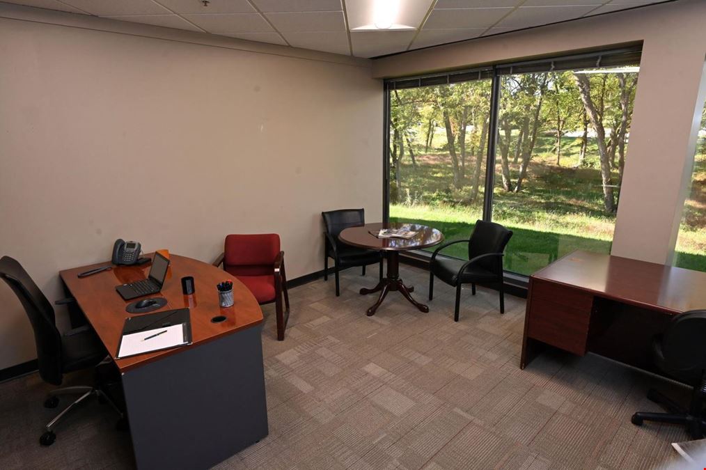 Executive Place of the Commons